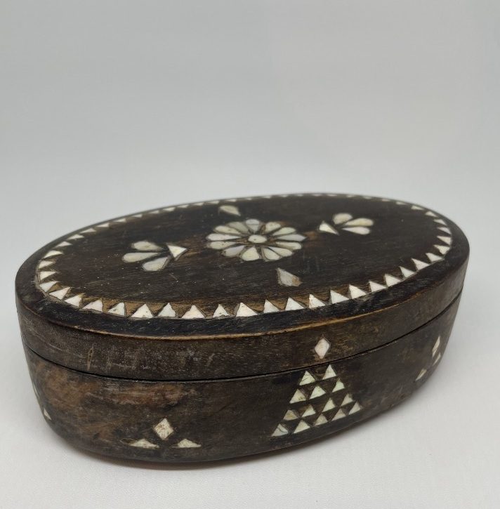 Sumba Powder Container